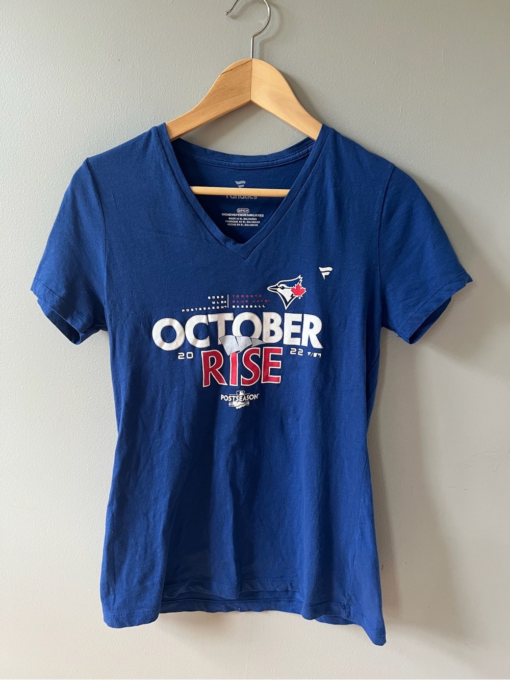 Official MLB memorabilia Blue Jays Women’s postseason 2022 October Rise